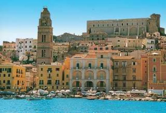 Bed & Breakfast Castello Aragonese Гаэта Экстерьер фото